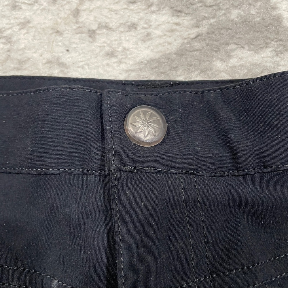 Athleta Black Dipper Cargo Skort with Mesh Short - Picture 3 of 12